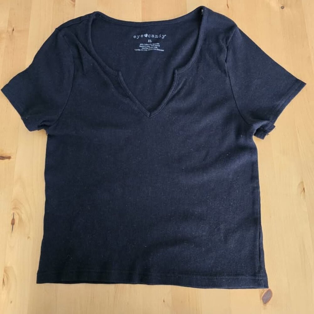 Ladies Eye Candy short sleeve shirt V neck cotton blend Sz: Extra Large XL